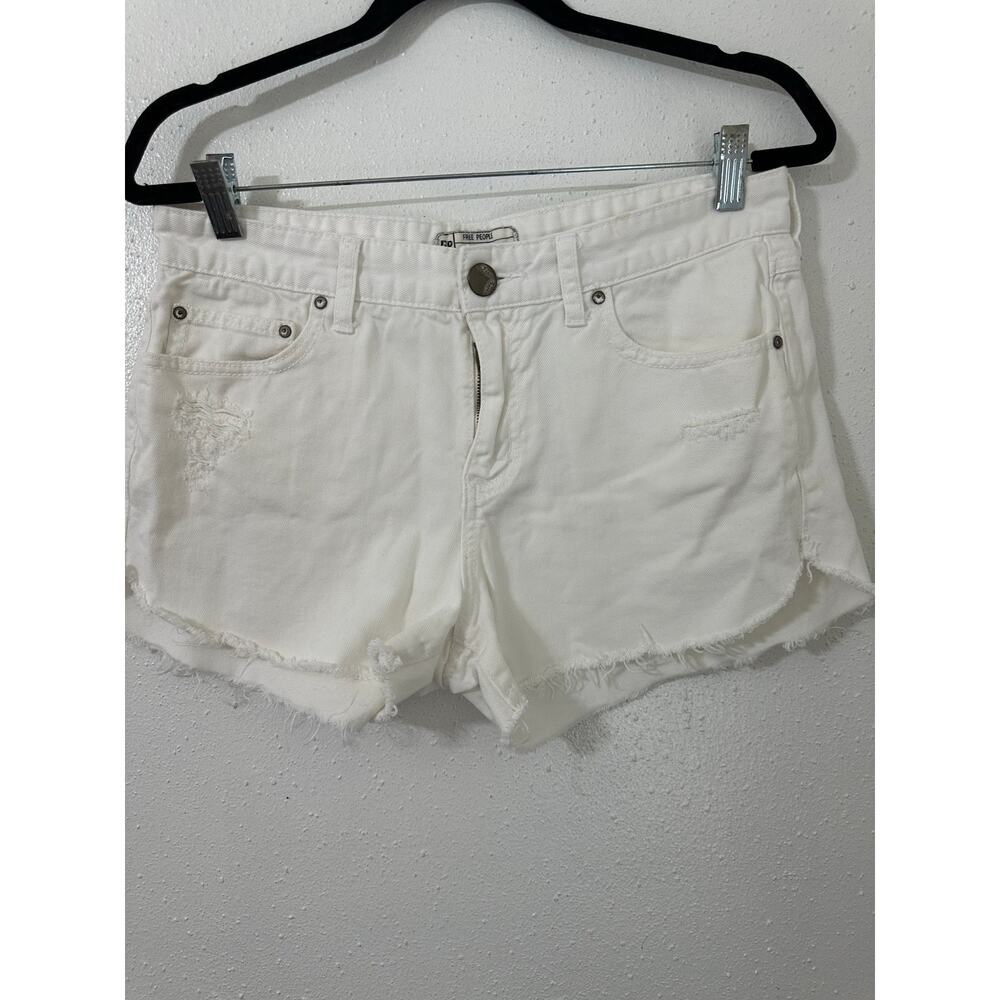 Free people white denim shorts size 27